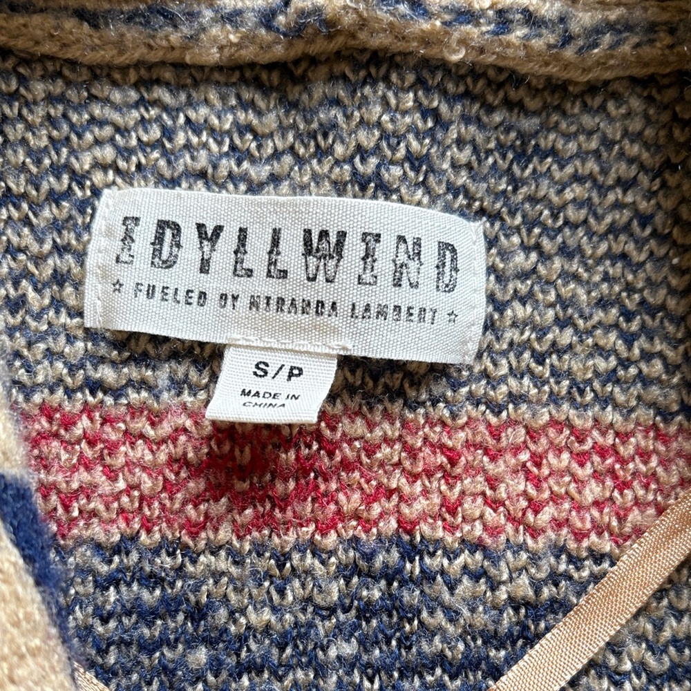 Idyllwind - Aztec Sweater - Picture 2 of 3